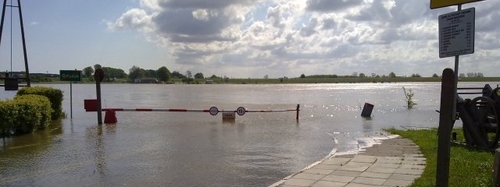 Lời kêu gọi ủng hộ nhân dân Ba Lan khắc phục lũ lụt