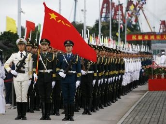 Quân đội Trung Quốc huy động sinh viên để hiện đại hóa