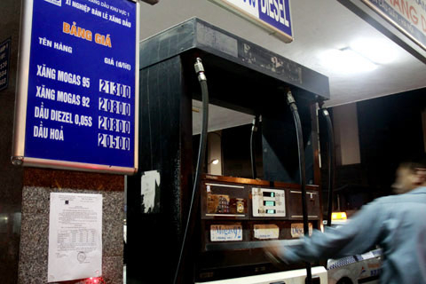 Doanh nghiệp xin tăng giá xăng