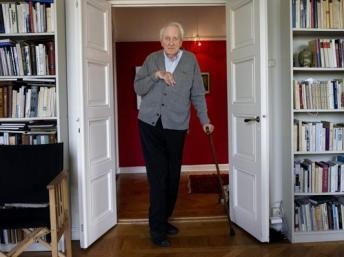 Nobel Văn học 2011 được trao cho nhà thơ Thụy Điển Tomas Tranströmer