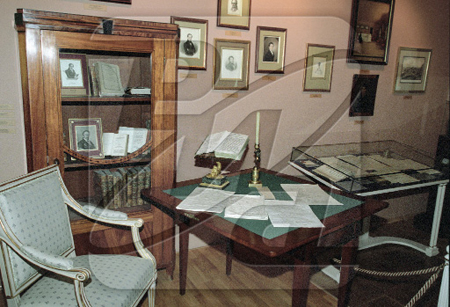 Pushkin và lời nguyền kỳ lạ