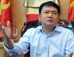 'Bộ trưởng yêu cầu cán bộ không chơi golf là cực đoan'