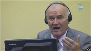 Ông Mladic bị đưa ra khỏi phiên tòa