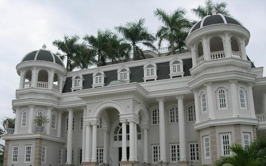 Lùm xùm chuyện tài sản của đại gia nợ 1.500 tỷ đồng