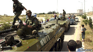 Quân đội Syria tiếp tục đàn áp biểu tình