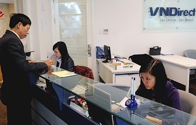 Đà bán tháo cổ phiếu chững lại