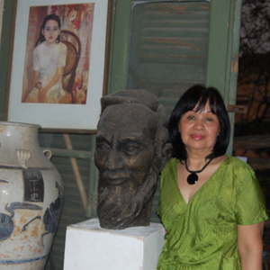 Trong bóng mát danh hoạ