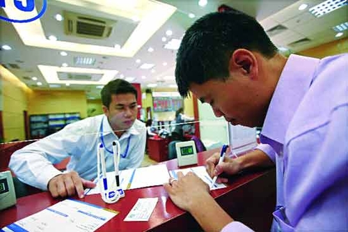 Rủi ro trong ngân hàng: Lo sớm thì hơn