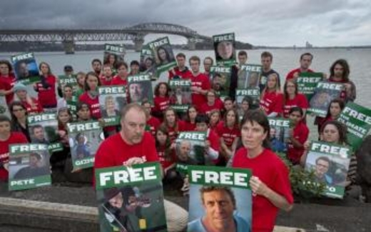 Nga muốn duy trì giam giữ các thành viên Greenpeace