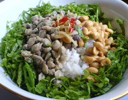 Ăn cơm hến ở cồn Hến