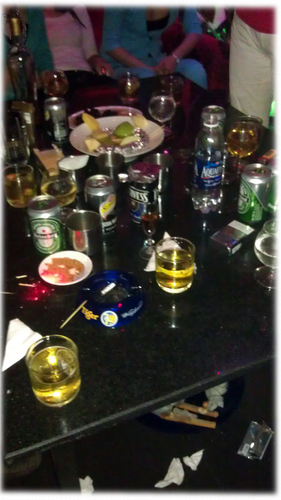 Cơn lốc "hàng đá"