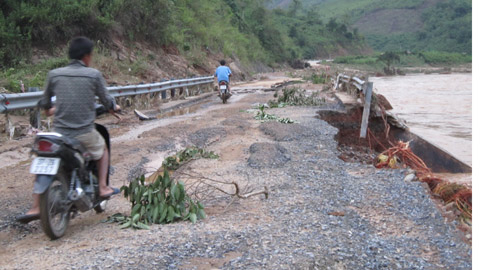 Nghệ An: Bàng hoàng trước sự “nổi giận” của núi rừng