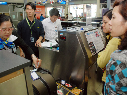 Giá tăng, khó kiềm chế lạm phát