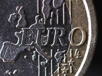 Châu Âu nâng quỹ đối phó khủng hoảng tài chánh lên 800 tỉ euro
