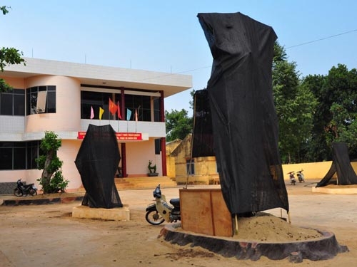 Rừng già ra phố