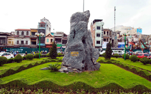 Tranh luận trái chiều quanh việc xây cầu vượt ở Đàn Xã Tắc