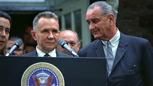 23/06/1967: Johnson gặp Kosygin bàn về Việt Nam