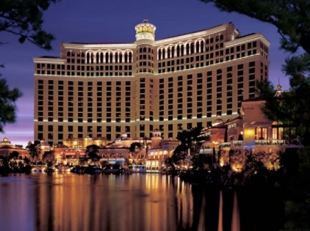 Casino: Sinh lợi hay 'làm thịt' nền kinh tế?