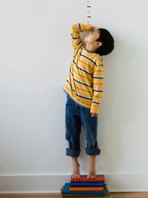 Sử dụng hormone tăng trưởng chiều cao: Tiền mất tật mang