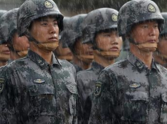 Quân đội Trung Quốc đóng tại Hồng Kông phải sống tách biệt để không bị nhiễm văn hóa tư bản