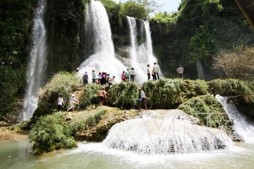 Sống lại ngày hội Xên bản
