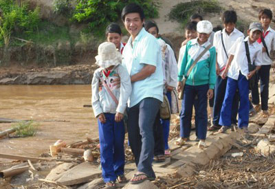 Những “nhà giáo nhân dân” bên dòng Pô Kô