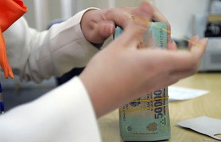 Ngân hàng Nhà nước: Xem xét giảm lãi suất cho “nợ cũ”