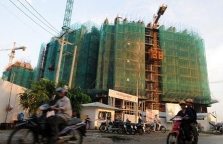 “Tiền trong dân còn nhưng không đổ vào bất động sản!”