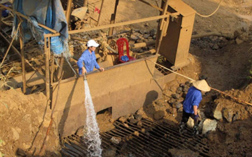 Xuất lậu quặng sắt, thất thu 1.700 tỉ đồng/năm