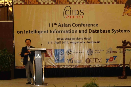 Giáo sư người Việt được bầu làm thành viên hội đồng thẩm định chất lượng khoa học của nước cộng hòa Ba Lan