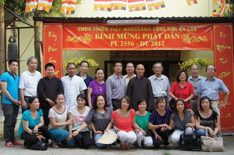 Đại đức Thích Trí Chơn đến Ba Lan.