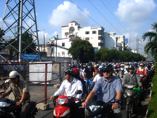 Bẫy "lô cốt" chực chờ người đi đường