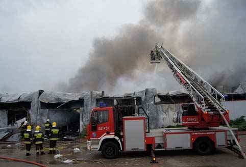 Quyên góp ủng hộ bà con bị thiệt hại trong vụ hỏa hoạn ở ASG.