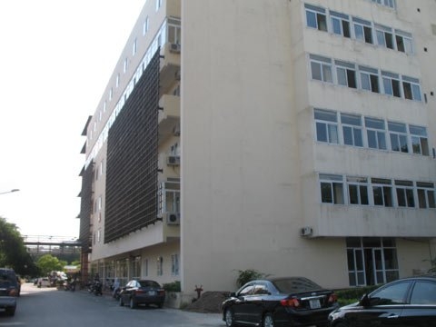 Khi nhà thầu “dài cổ” chờ tiền