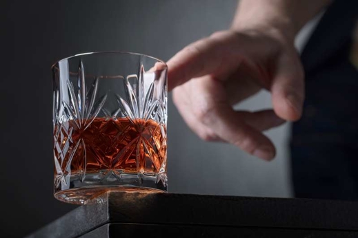 Rượu ít nguy hiểm hơn sau khi vượt qua một ngưỡng tuổi nào đấy?