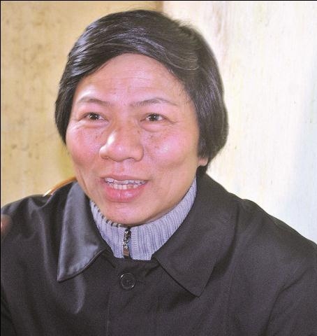 Lãi suất hạ, doanh nghiệp vẫn “cầm dao đằng lưỡi”