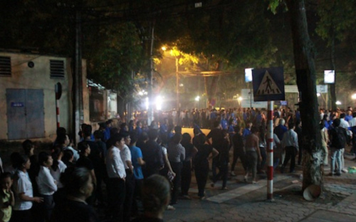 Ngập cảm xúc hình ảnh viếng Đại tướng lúc nửa đêm