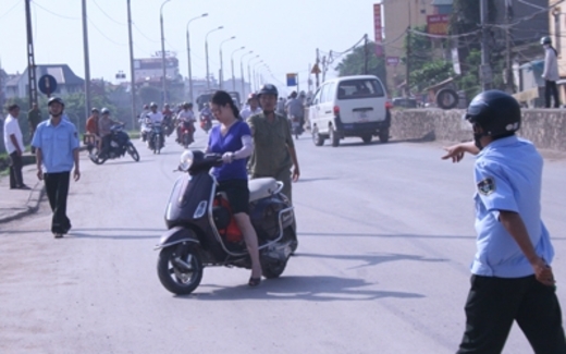 Bộ GTVT nói gì về bỏ phạt xe không chính chủ?