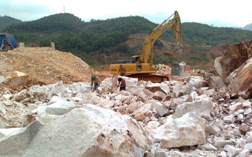 Ấn tượng trong tuần: 320 nghìn đồng tiền thưởng và chuyện tham nhũng mới