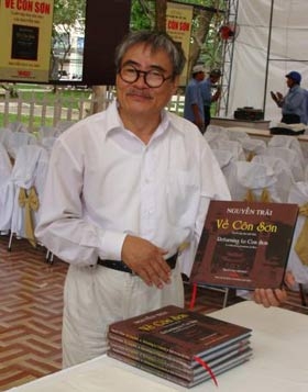 "Lạy giời, việc bầu bán đừng làm xấu mặt Văn nhân"