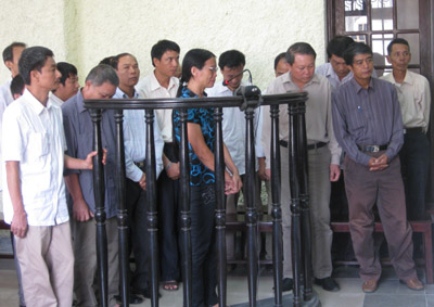 6 án tù giam, 10 án treo cho đường dây “tuồn” trẻ ra nước ngoài.