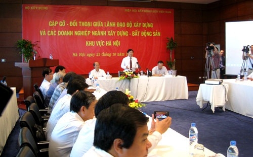 Bộ Xây dựng quyết “giải cứu” bất động sản