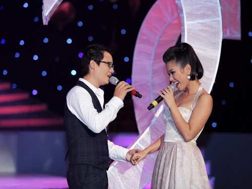 Công ty âm nhạc “chết” hàng loạt