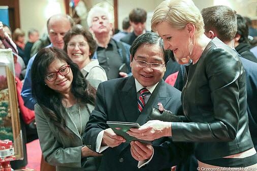 Hội chợ Phu nhân ngoại giao lần thứ 24 tại Ba Lan