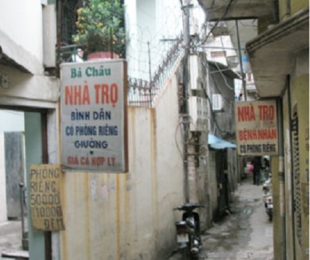 Bệnh nhân nghèo thuê nhà chữa bệnh ở thành phố