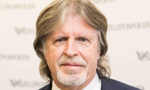 Ông nghị viên đảng Porozumienie: ”Chính phủ đã chọn mô hình chiến đấu với coronavirus tệ hại nhất”