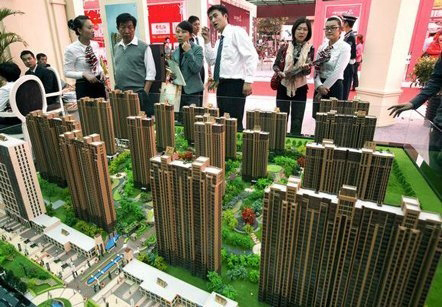 Được cứu nợ xấu: ngân hàng, BĐS lại lên hương