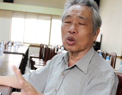 Nhà báo Đinh Phong: Không nên cấm thông tin "nhạy cảm"