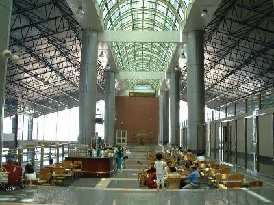 Nỗi xấu hổ ở sân bay quốc tế Nội Bài