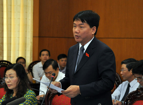Bộ trưởng Đinh La Thăng: "Chỉ thu phí khi được sự đồng thuận của người dân"